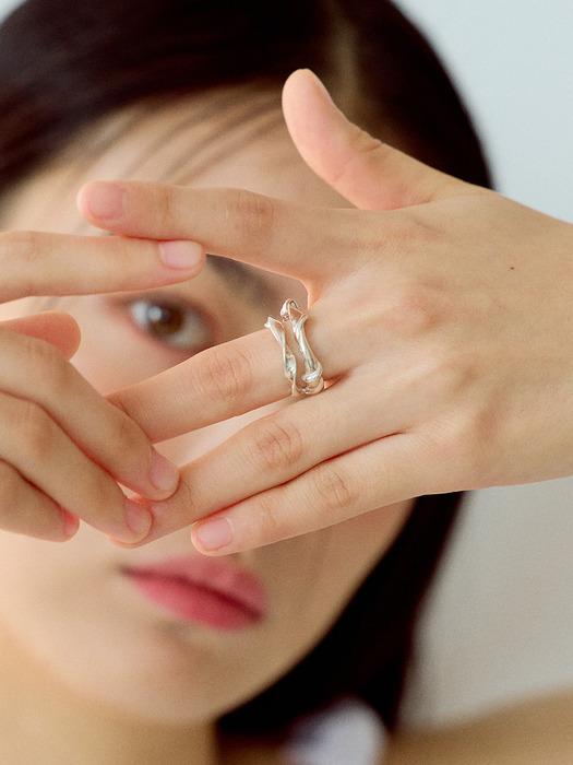 Entwine ring
