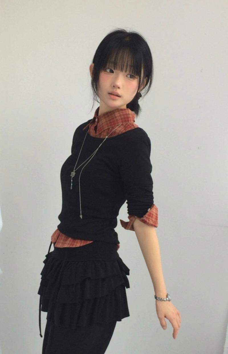 (3 C ᵒ l o🅡) 톤온톤 하프 크롭셔츠