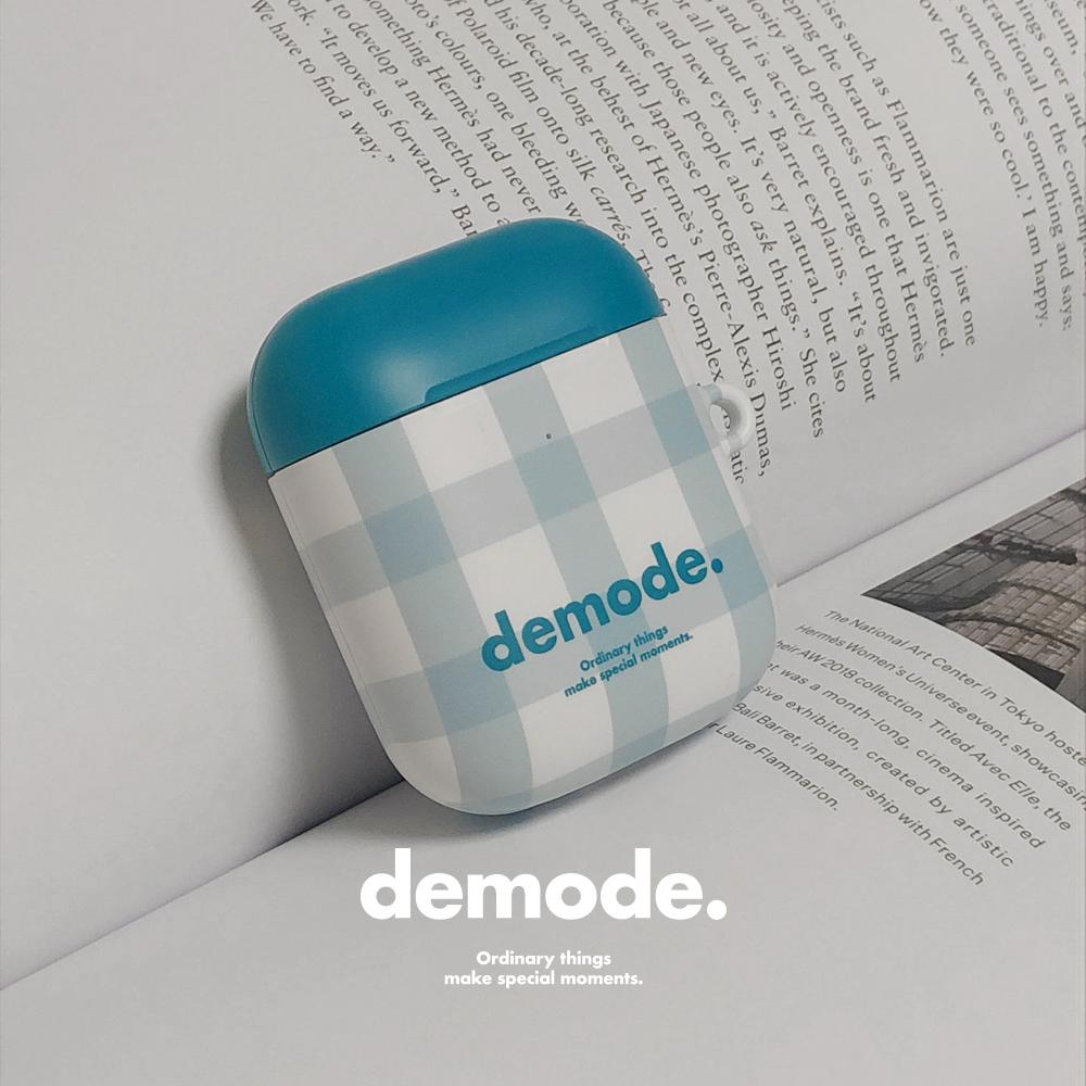 [demode] Misty blue Airpods case