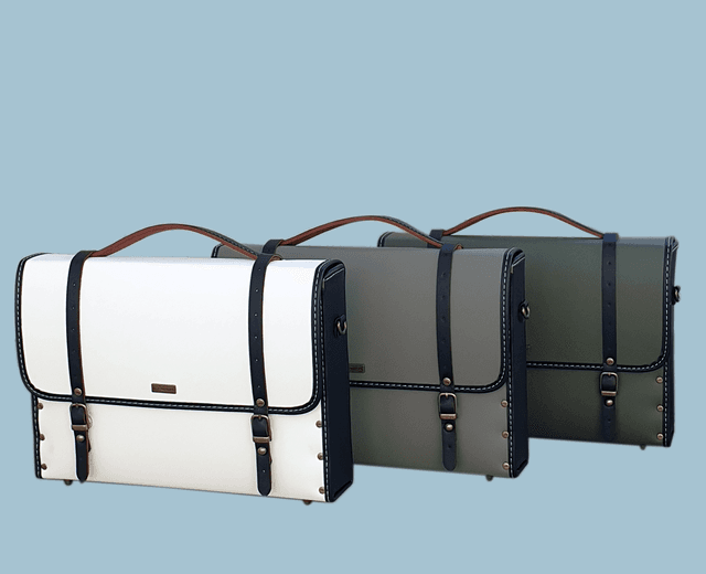 지초이 [PARCO EDITION] MESSENGER BAG (BLACK) - 위시버킷