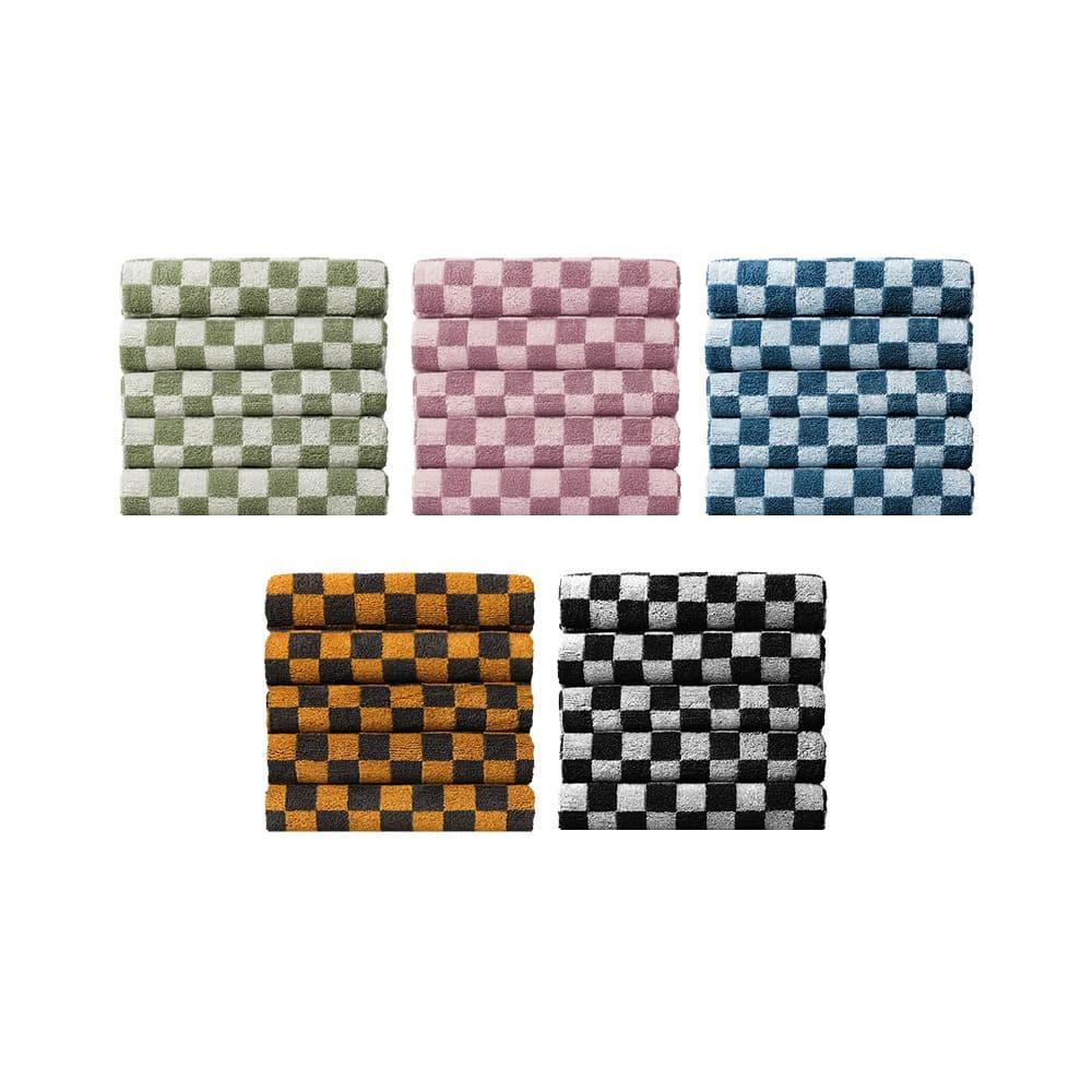 RETRO CHECKERBOARD TOWEL