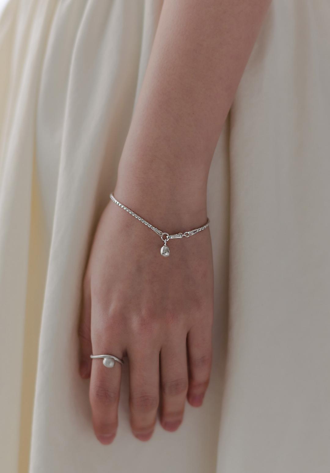 Braid chain egg bracelet