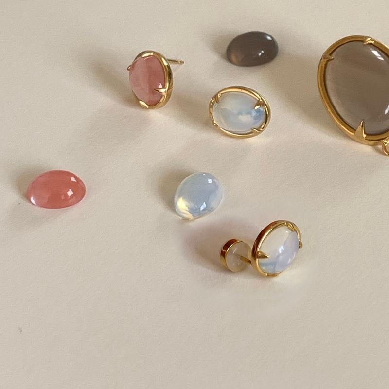 브릴리언트 캐보션 귀걸이