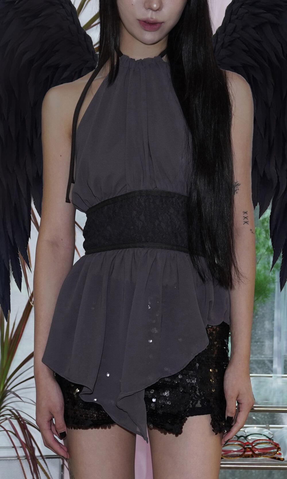 shirring halter blouse [Charcoal]