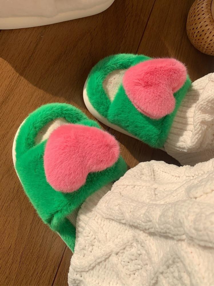보송 하트 그린 퍼 층간소음 거실화 슬리퍼
