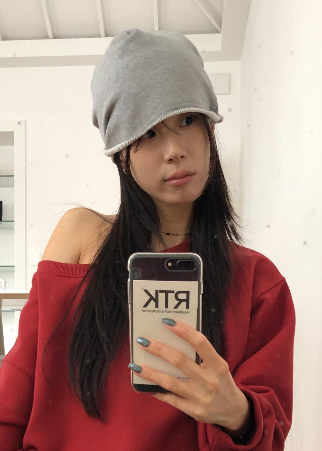 COTTON CUT OUT BEANIE