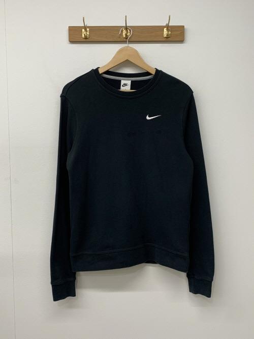 NIKE 스우시 맨투맨 신형탭