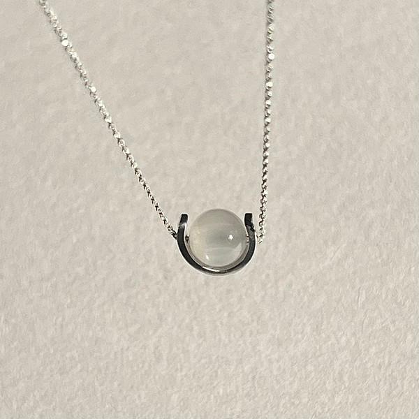 hug moon necklace