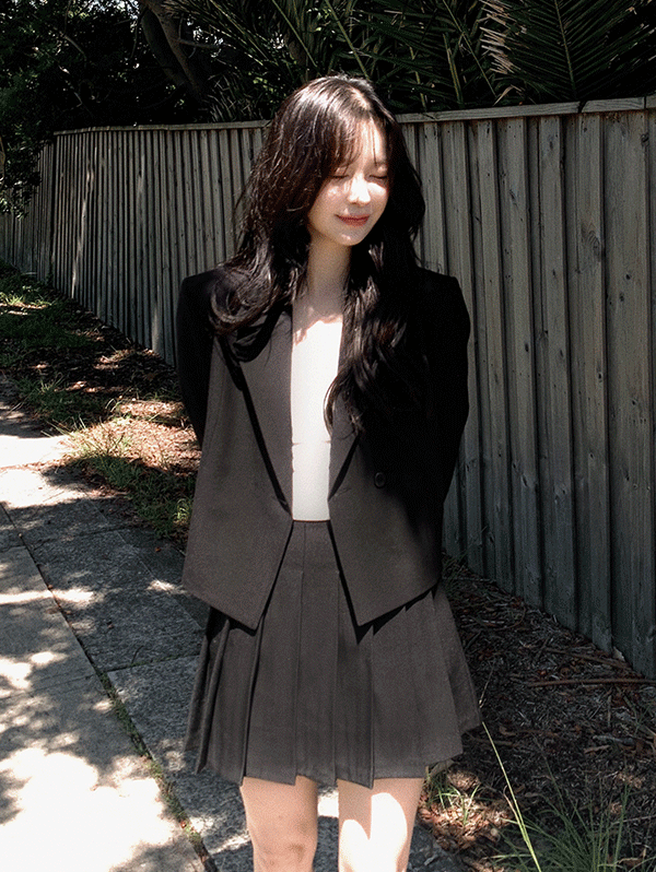 슬로우앤드 [오늘출발🚚] #SLOWMADE. 앤드 클린핏 플리츠스커트 - 3 size