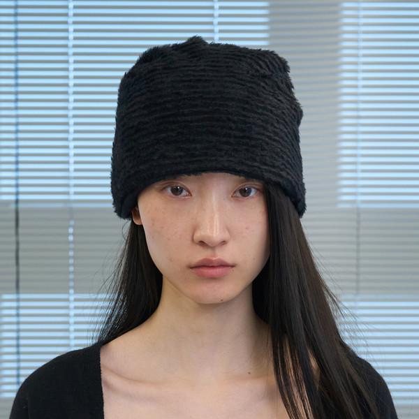 [마지막 재고] Soft Wide Fur Beanie (Black)