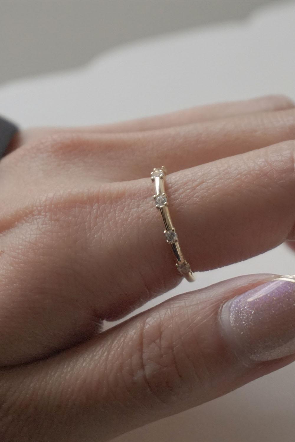 14k cubic pointed ring
