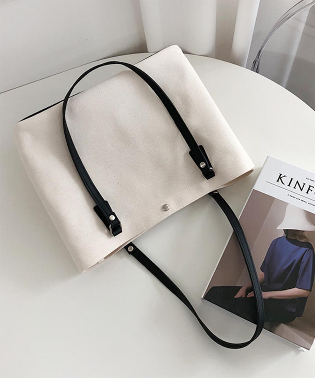 데일리바인 [당일발송/특가]2col 빅사이즈 캔버스 아이패드 전공책 대학생 개강룩 캐주얼코디 여름 휴가 여행 보부상가방 에코백 후드 맨투맨 패션룩 숄더백 mo2192