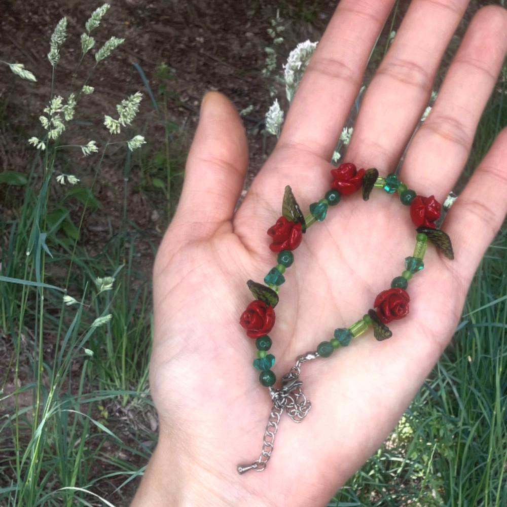 장미넝쿨 비즈 팔찌