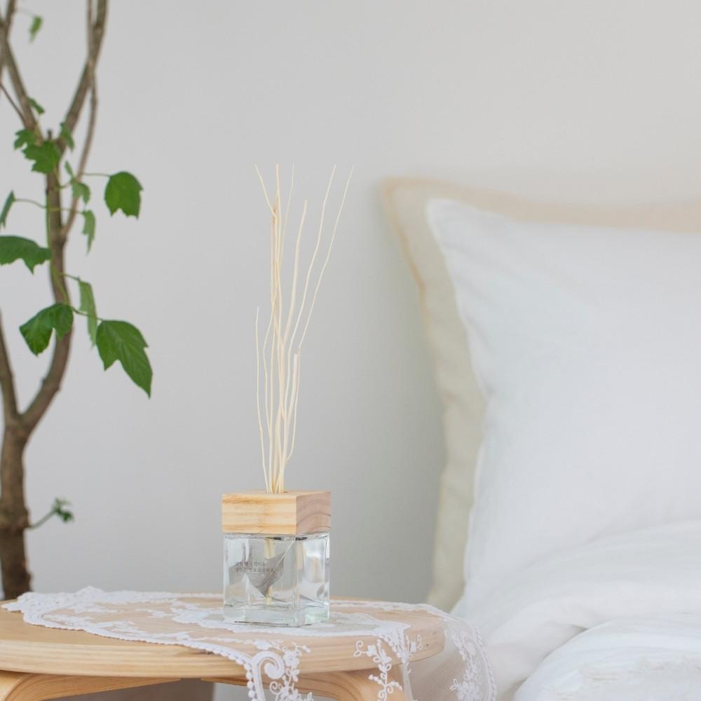 조향사가 직접 만든 실내 식물성 우디 디퓨져 100ml 인테리어 디퓨저 실내방향제