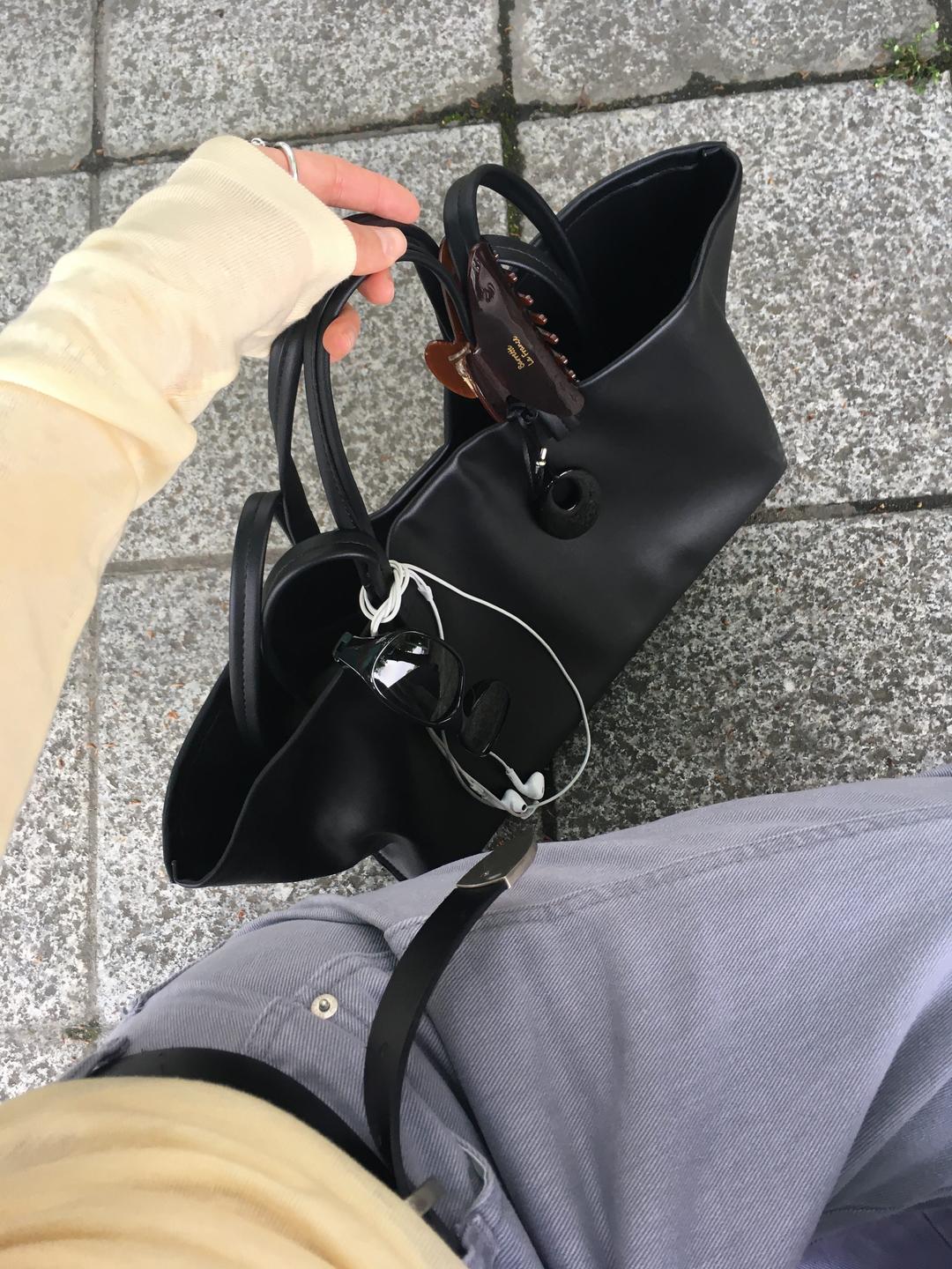 pierre tote bag (black)🔖nof pick