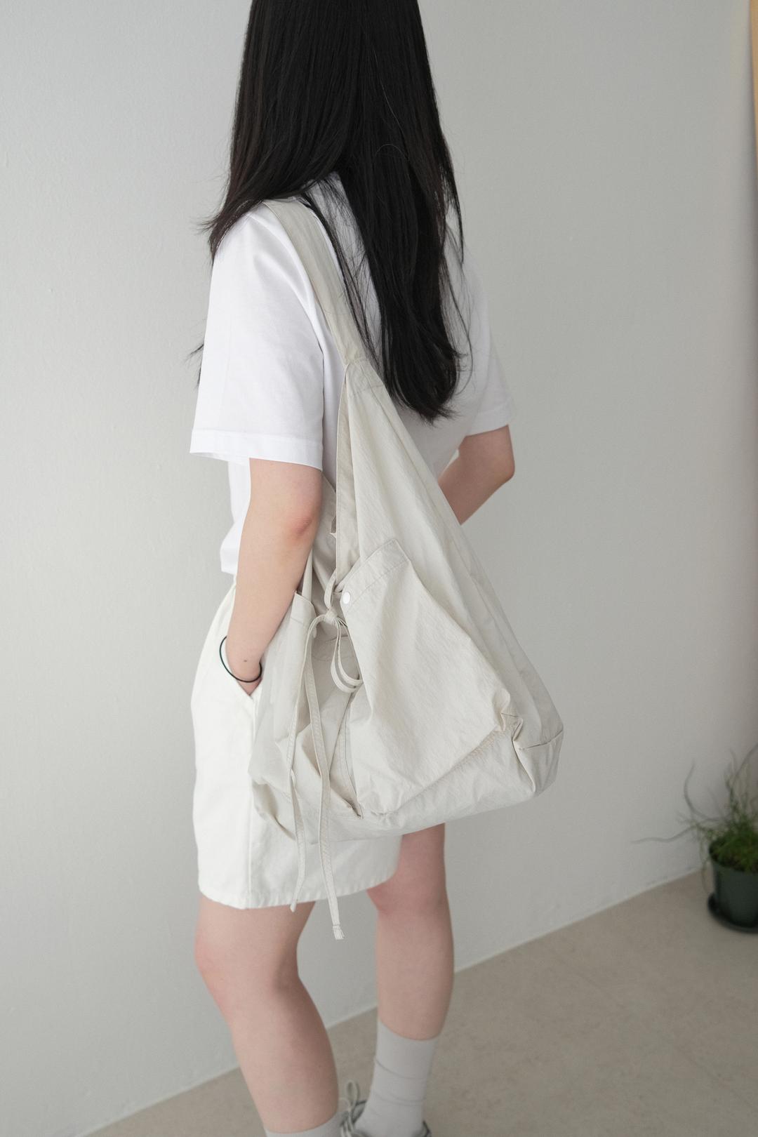 two pockets easy bag (warm gray)