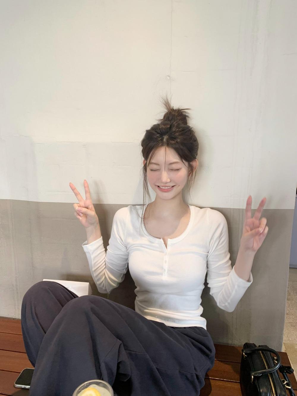 레이스 헨리 버튼티_아이보리