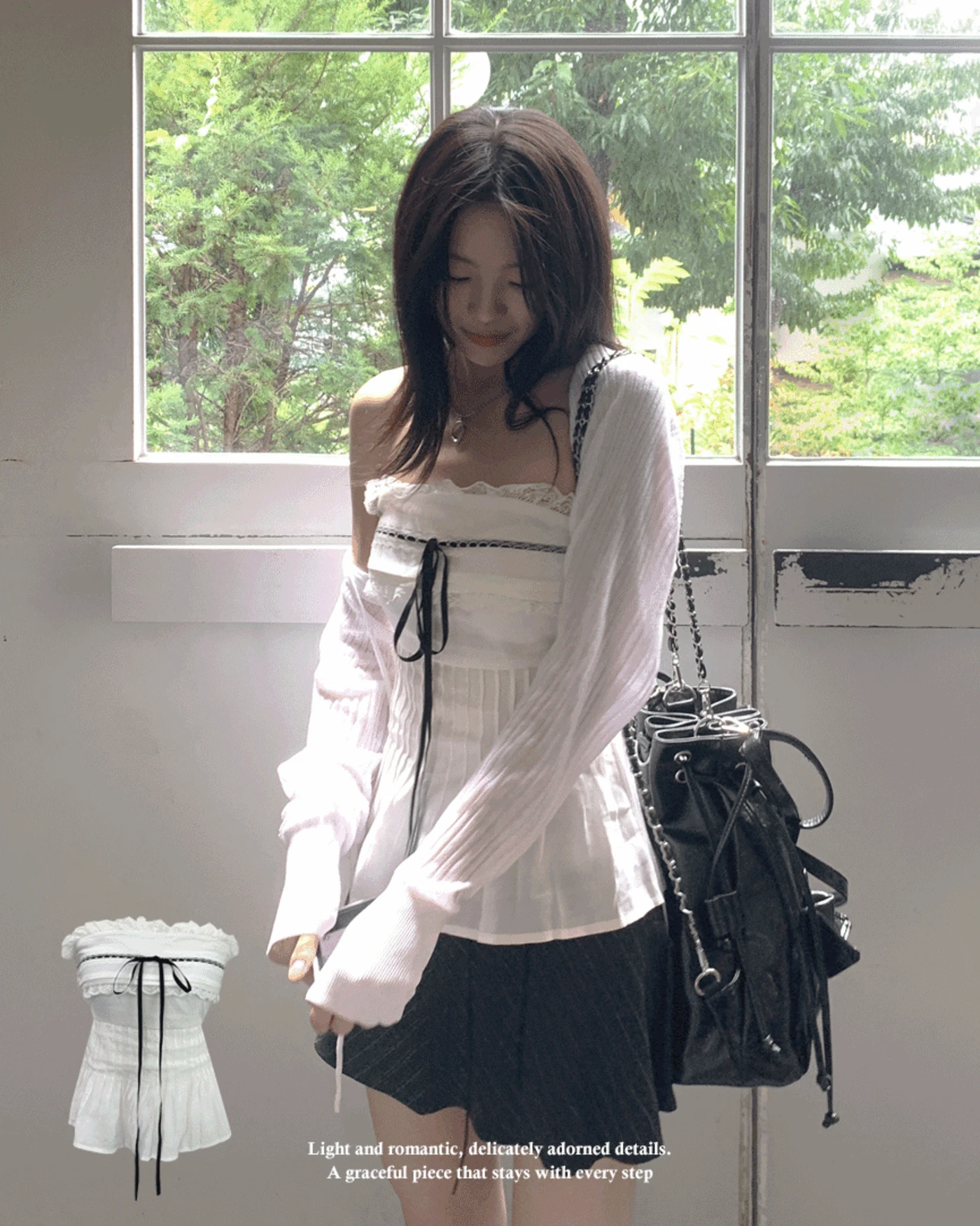 Romance 리본 프릴 화이트 슬리브리스 튜브탑 (White)