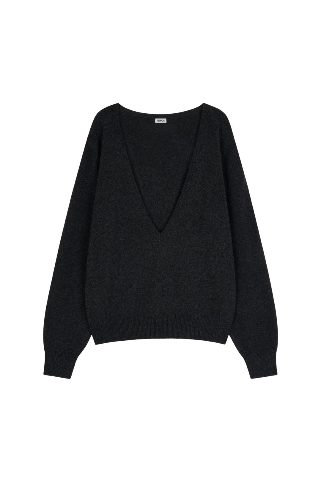 DEEP V NECK FULL OVER KNIT (CHARCOAL)
