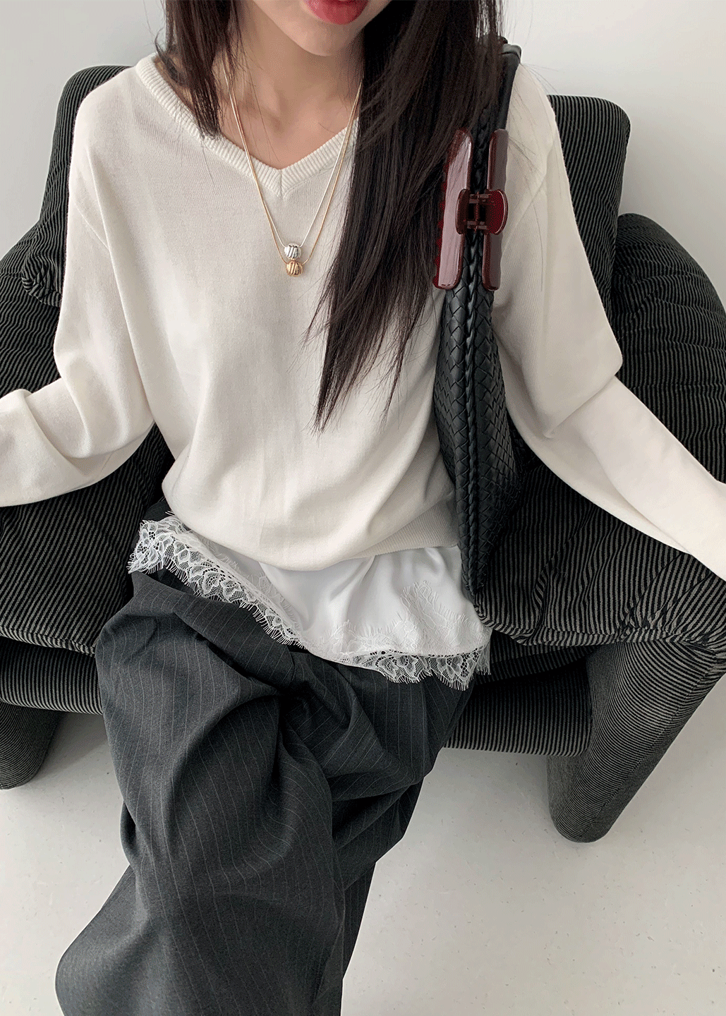 서울베이스드 SILK V-NECK KNIT  *레드 제외 당일배송*