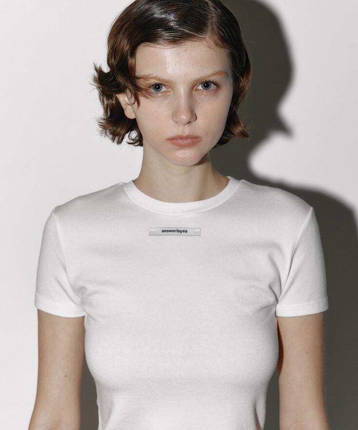 Slim label half tee Ivory