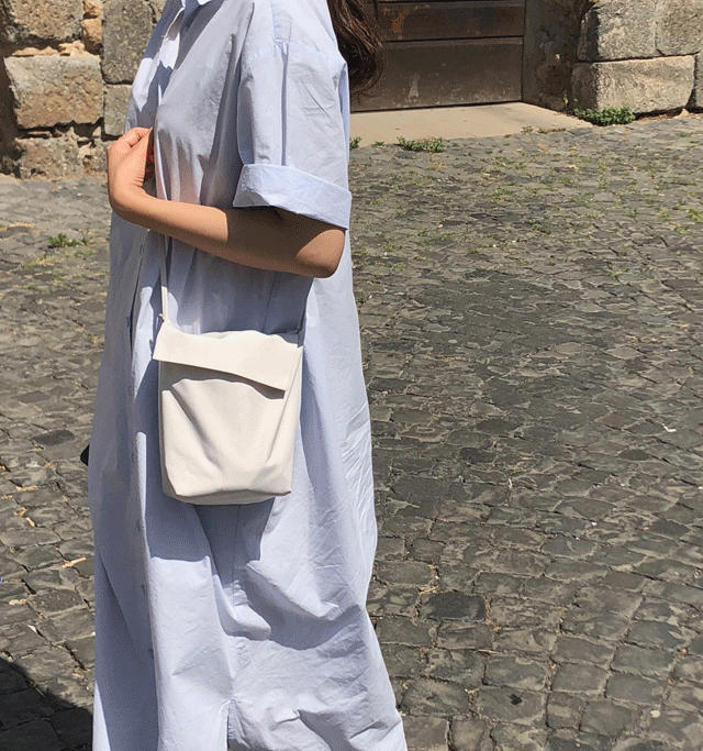 [our series]포켓 미니 크로스백 (2color)당일발송