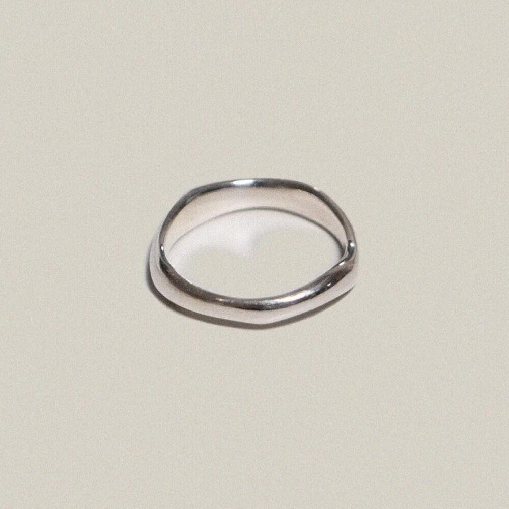Thick Wave Ring