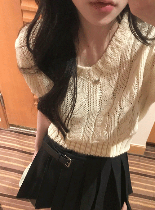 [Hong Kong] 제오 꽈배기 니트 (4color)