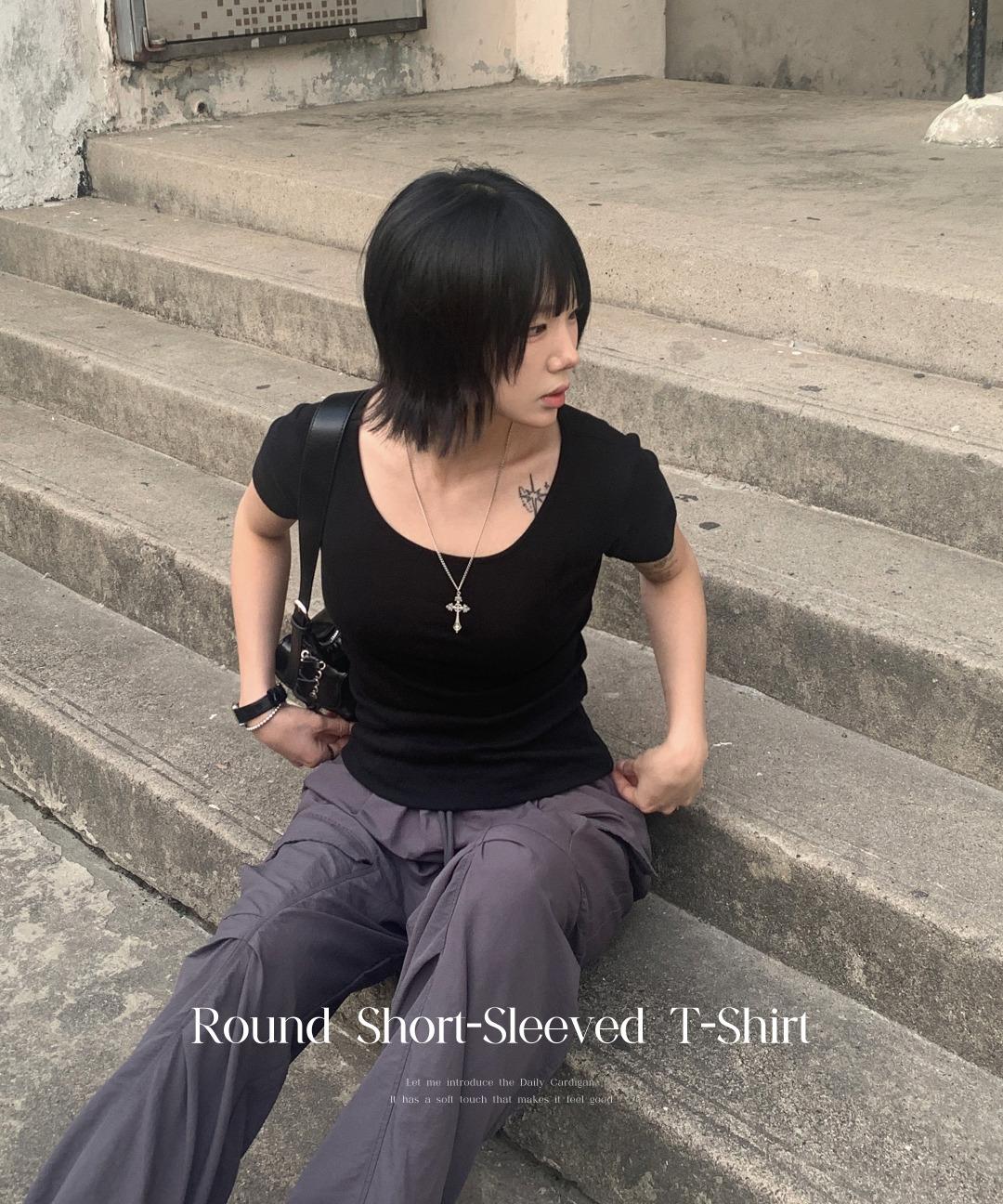 딜라잇문 [11color/2만장판매/기본티] 밀레 라운드 반팔티셔츠/직진배송/U넥반팔티/반팔티/이너반팔티/라운드반팔티/무지반팔티/베이직티/기본반팔티/반팔흰티/슬림반팔/회색반팔/반팔면티/여름