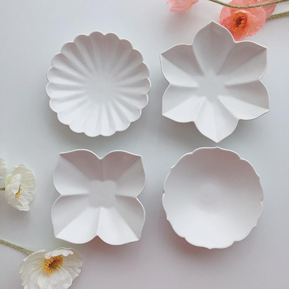 무자기 심보근작가 화이트 꽃찬기 앞접시 4종 유광 무광 (4잎/6잎/19잎 /수선화)