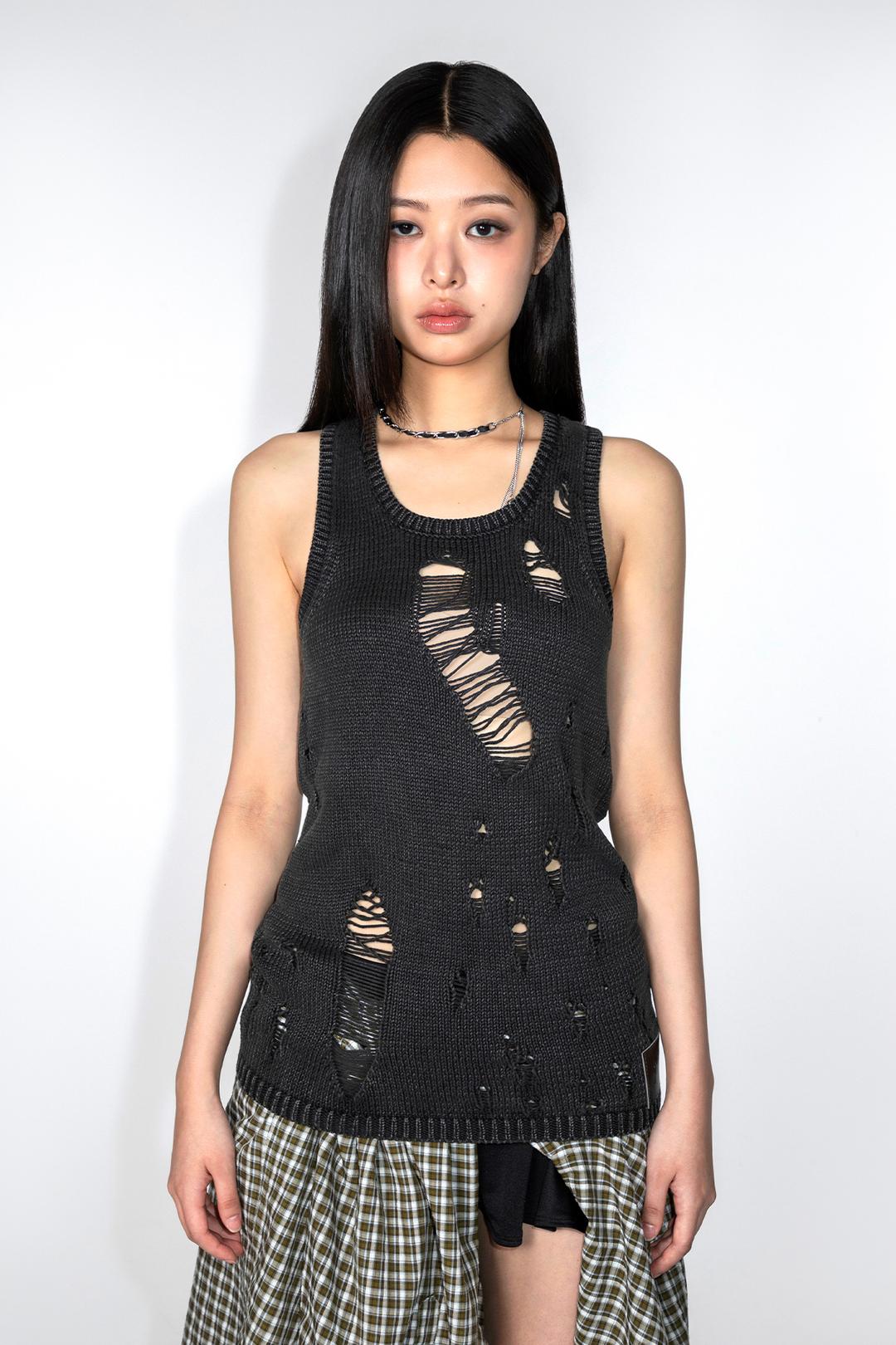WASHING DAMAGED SLEEVELESS TOP CHARCOAL