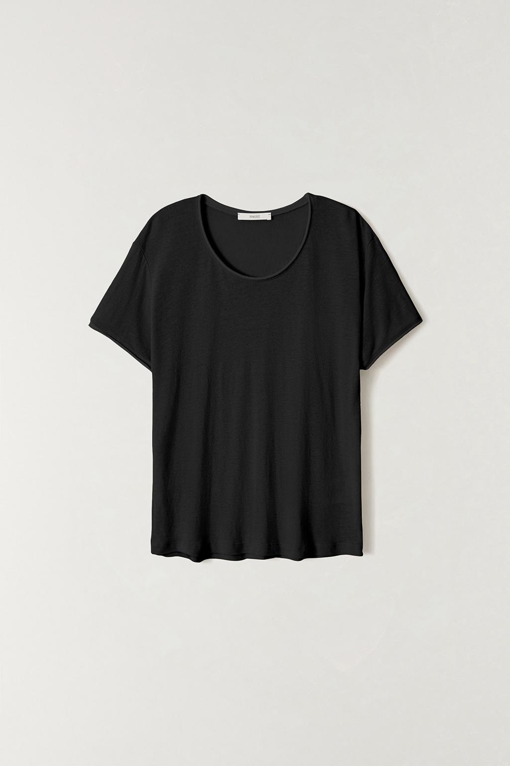 테이프 디테일 반팔티 BLACK