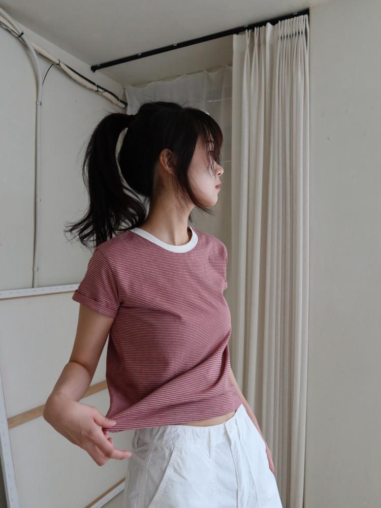 스탠다드핏 단가라 스트라이프 패턴 반팔티셔츠 (3C)