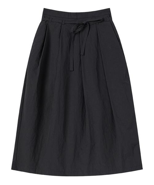 W BALLOON PLEATS SKIRT [BLACK]