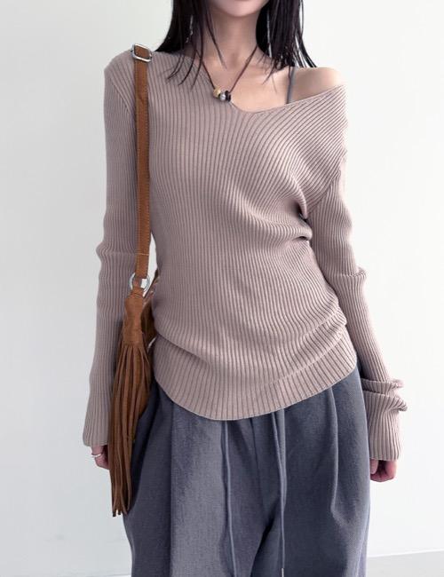 soft golgi v-neck knit
