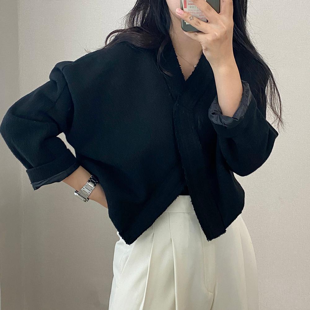 테이크 자켓/여성 여자 간절기 가을 트위드 볼레로 레글런 노카라 크롭 자켓(크림,블랙)