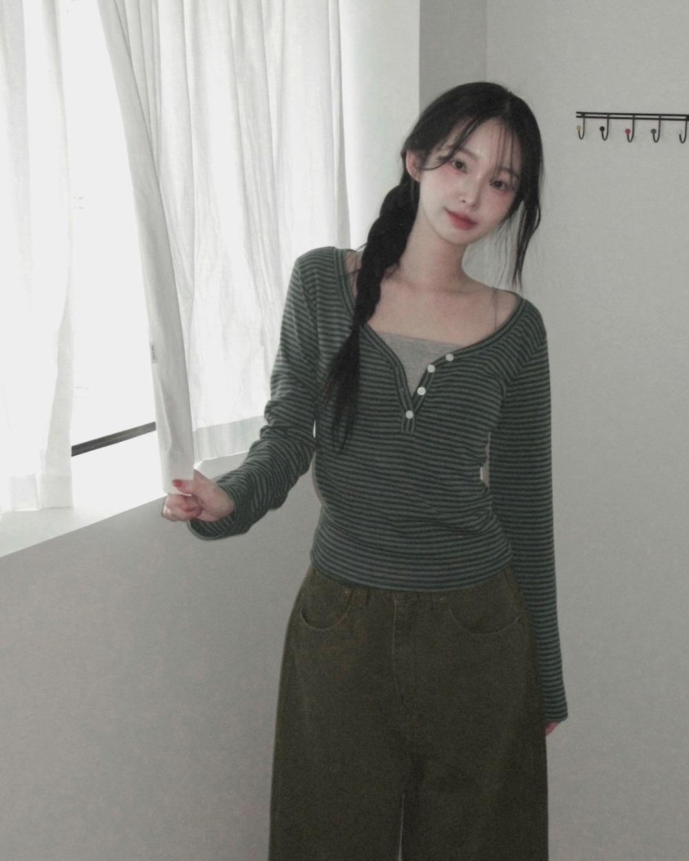 언버티 tiz stripe button t