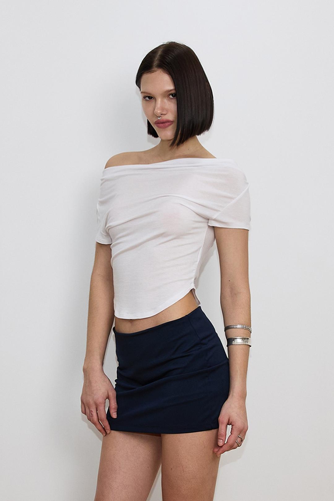 ASYMMETRIC ONE SHOULDER T-SHIRT (WHITE)