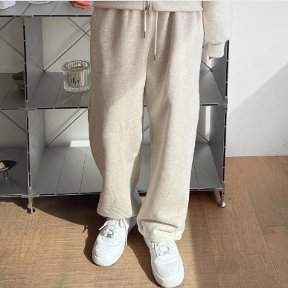 [양기모] 에이블앤코 AB자수 양기모 투웨이 와이드 조거 팬츠