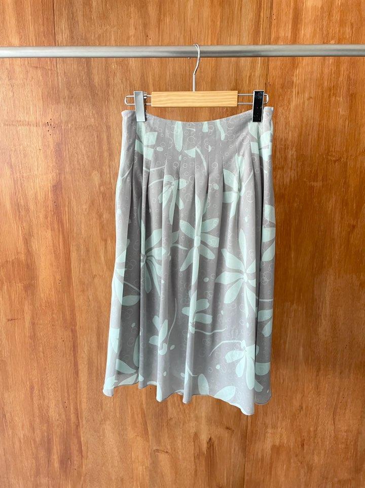 Mint flower flare skirt
