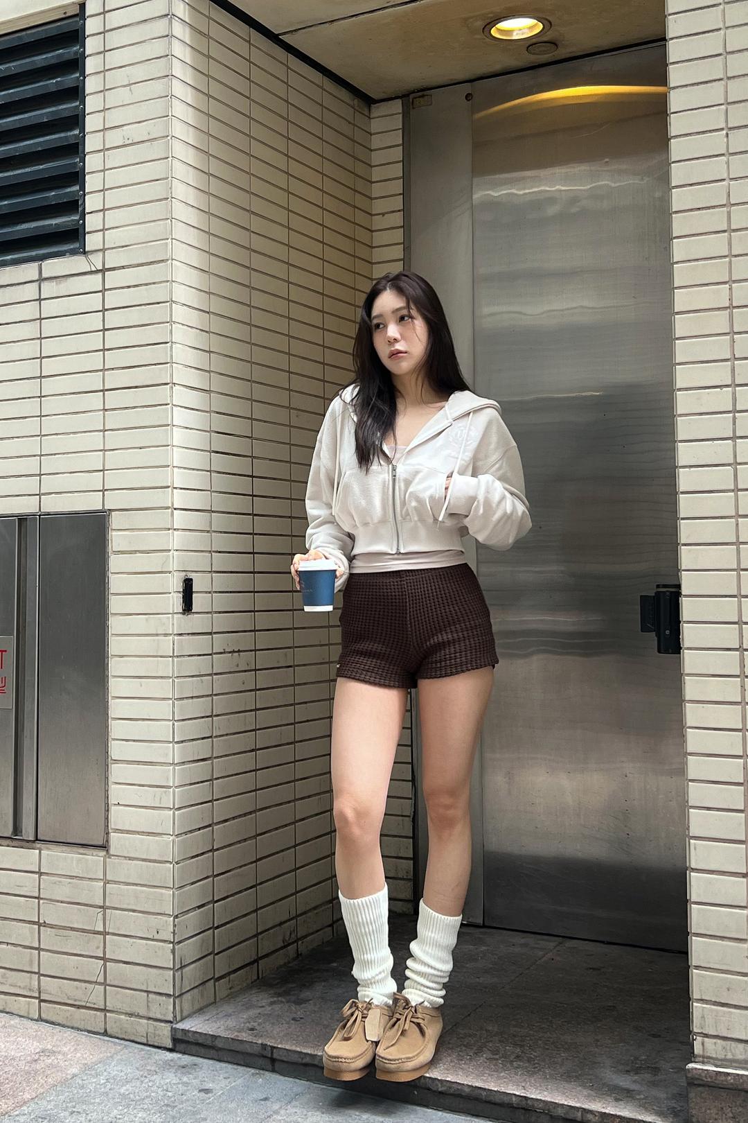 HONEY COMB SHORTS (MOCHA MOUSSE)