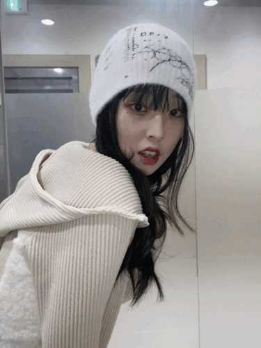 레인블루 winters knit printing fur golgi bini