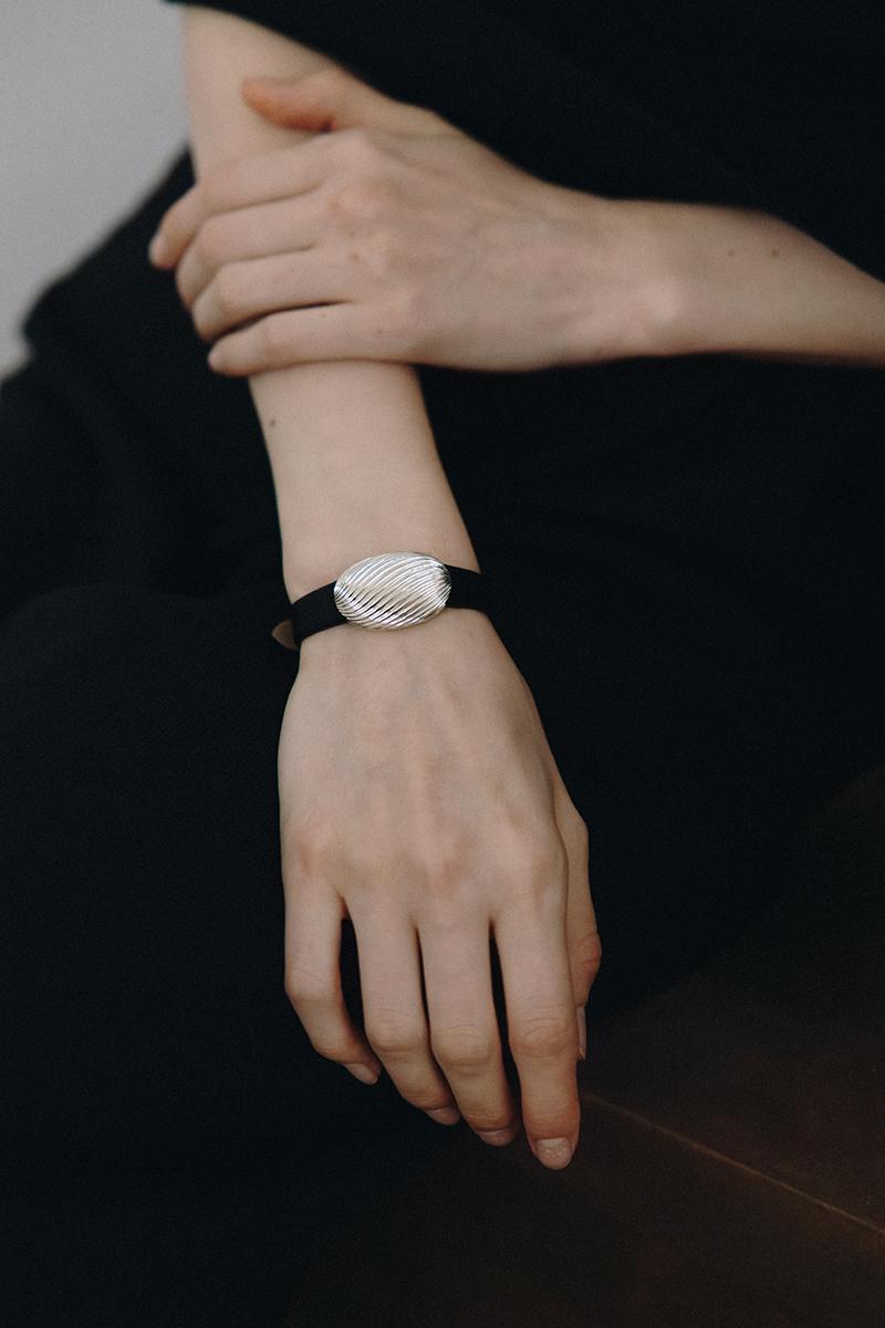 Ribbed Pebble Watch Bracelet