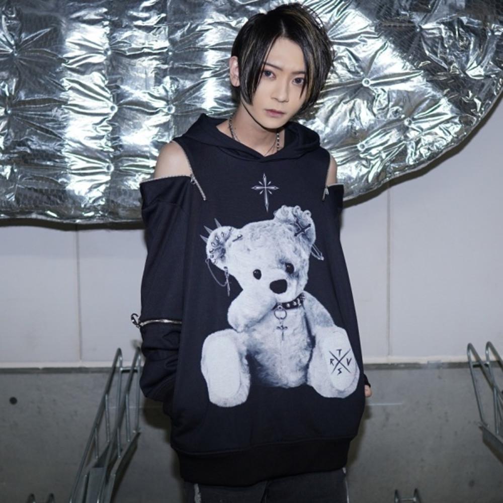 트라바스도쿄 옷 디자인 ZIP 쿠마 풀오버 파커