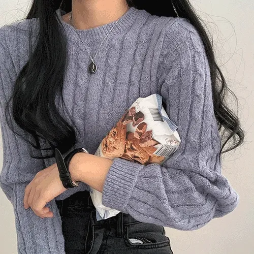 폴로 꽈배기 라운드 니트