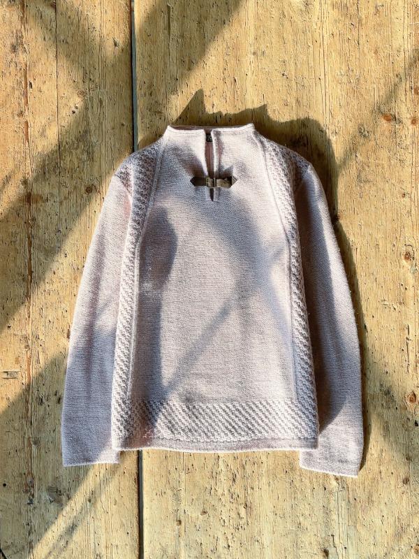 Buckle Boatneck Sweater S0422