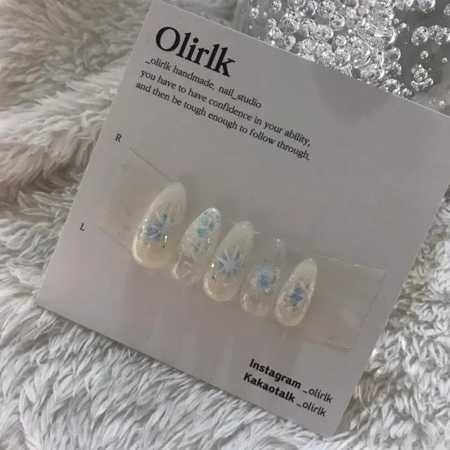 화이트 눈 결정체 네일팁