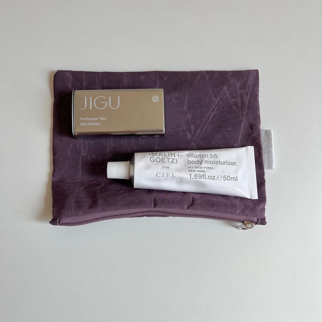 왁스 퍼플 파우치