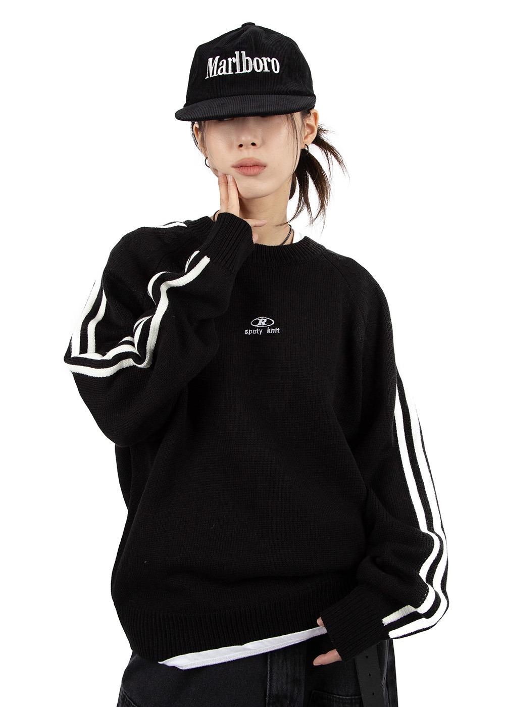 SPORTY KNIT