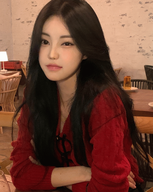 베임 캐시미어 브이넥 니트